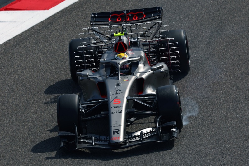 Afbeeldingslocatie: https://tweakers.net/i/UZm_h2NKSdoKgCXBZrUzWGVRTrY=/800x/filters:strip_icc():strip_exif()/f/image/awzd3CSTCzpYjmN9t6kSnMu6.jpg?f=fotoalbum_large