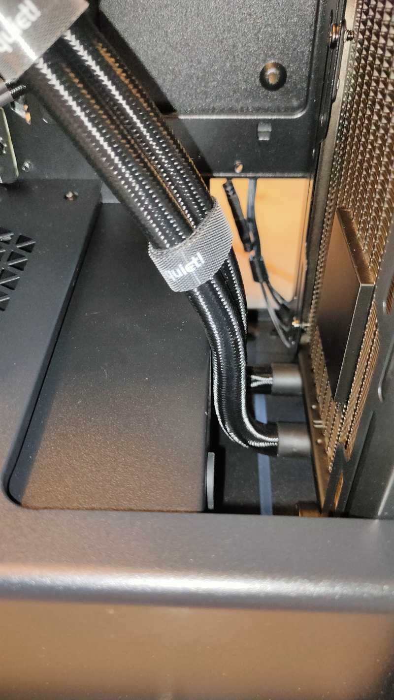Afbeeldingslocatie: https://tweakers.net/i/U_fmAyrEWP3x6fuZZkVN3rI7ht0=/800x/filters:strip_icc():strip_exif()/f/image/42C5y7JNJF16uhTjFlBLoOPr.jpg?f=fotoalbum_large