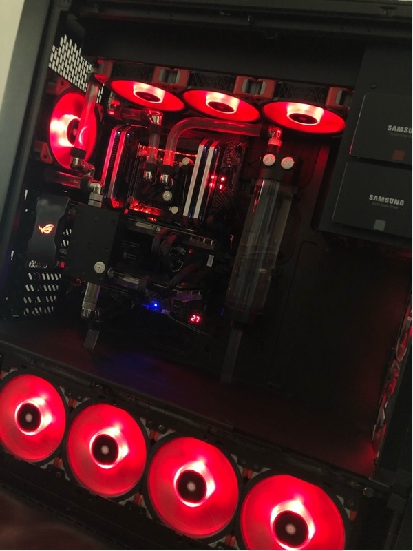 Afbeeldingslocatie: https://tweakers.net/i/UaAKyMeIqyqAc-zuAQfkNkAc_6I=/x800/filters:strip_icc():strip_exif()/f/image/gNOoioc2wzR8KaryfMAFsrSF.jpg?f=fotoalbum_large