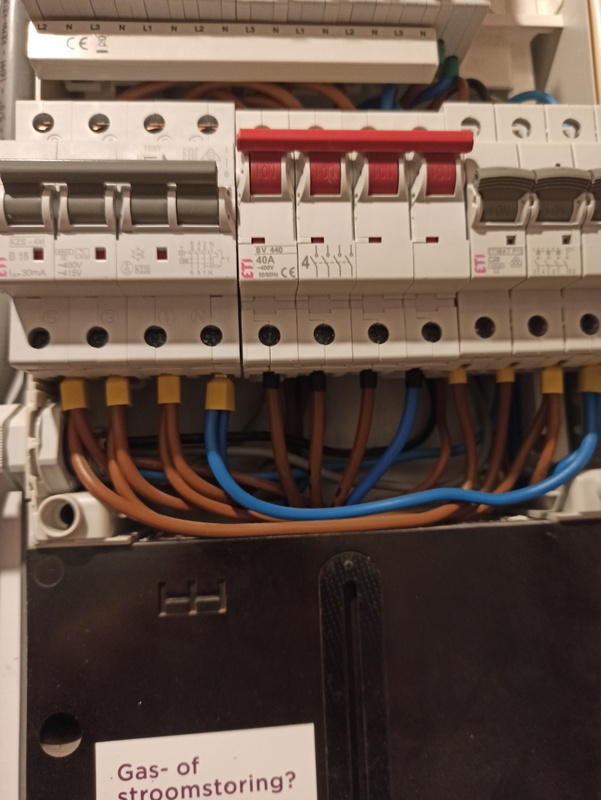 Afbeeldingslocatie: https://tweakers.net/i/UaPAYc1lLl5MSrnh5H_-dfZO--s=/x800/filters:strip_icc():strip_exif()/f/image/qIuVWmhXyCfFlVouryiJatLy.jpg?f=fotoalbum_large