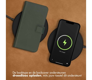 Accezz Premium Leather 2 in 1 Wallet Bookcase iPhone 12 (Pro) - Groen