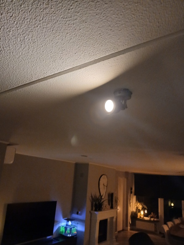 Afbeeldingslocatie: https://tweakers.net/i/UbXjnsYmSwX90Tvn-t_fm1fpYbQ=/x800/filters:strip_icc():strip_exif()/f/image/gxiy3uv9IQFPsBJ1kIln7wqN.jpg?f=fotoalbum_large