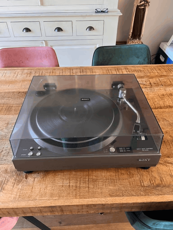 Afbeeldingslocatie: https://tweakers.net/i/Udo7nNlA6Ix7rYdIdVOhAfsq7h0=/x800/filters:strip_exif()/f/image/IpXaGqUVPBOARURwuK1PLZpt.png?f=fotoalbum_large