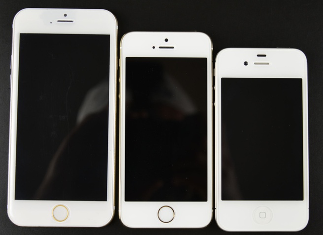 Mockup iPhone 6 naast iPhone 5s en iPhone 4s (afbeelding: Sonny Dickson)