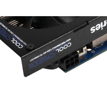 Club 3D GeForce GTX 660 royalQueen