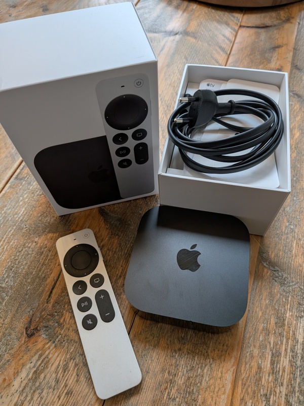 Apple TV 4K (3e gen.) Wi-Fi + Ethernet 128GB aangeboden - Vraag