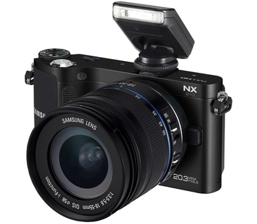 Samsung NX210 (Duits model) + 18-55mm II OIS f3.5-5.6 Zwart