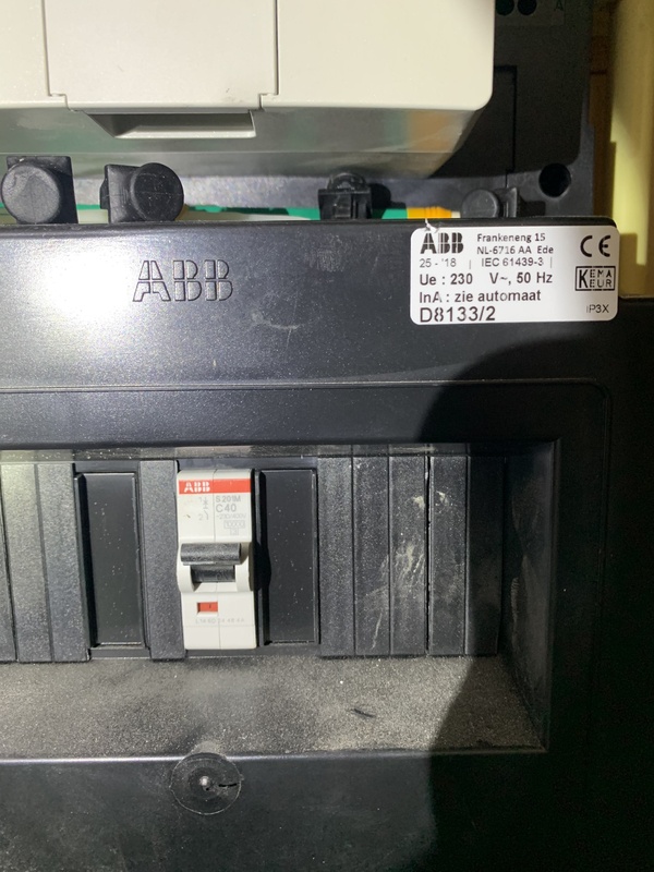 Afbeeldingslocatie: https://tweakers.net/i/UiiH_cpFFTlPWn2fcAzEbx3n54I=/x800/filters:strip_icc():strip_exif()/f/image/7ftGycczDnswXRk1bV1UBEbr.jpg?f=fotoalbum_large