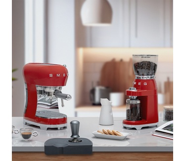 Smeg ECF02RDEU
