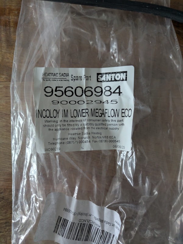 Afbeeldingslocatie: https://tweakers.net/i/Uk02xRjms98FGV1foaQ4L1YzkhM=/x800/filters:strip_icc():strip_exif()/f/image/m0pVkJwhc35pPBhawdILndEq.jpg?f=fotoalbum_large