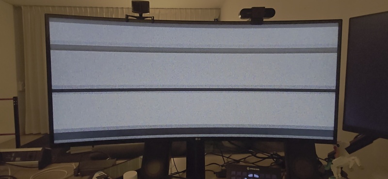 Afbeeldingslocatie: https://tweakers.net/i/UkQ9yqbbwRrsUpadsC1V1DhtkAA=/800x/filters:strip_icc():strip_exif()/f/image/3Nr3yq82dIdx1ZkgczYPBFFF.jpg?f=fotoalbum_large