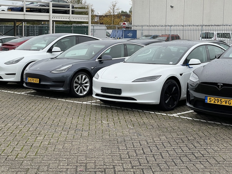Afbeeldingslocatie: https://tweakers.net/i/UmgM1p-jjXx4jATngfxdGAOn_s0=/800x/filters:strip_icc():strip_exif()/f/image/iKwy4pUAIFdgYcJXurI2Oz1e.jpg?f=fotoalbum_large