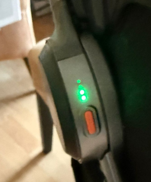 Afbeeldingslocatie: https://tweakers.net/i/UoncwswHNp6k7wefREfChWjY5nM=/620x/filters:strip_icc():strip_exif()/m/2394750/1VjzrupiPzNL96j8fh2B36jBxw2RlDQiT0UsB6ghrRTOXkEW1F.jpeg?f=620xauto