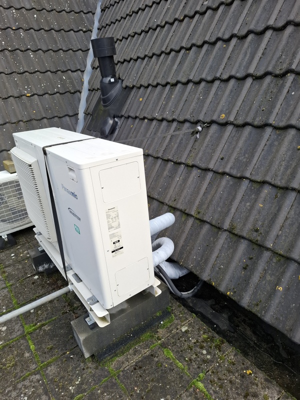 Afbeeldingslocatie: https://tweakers.net/i/UpKh6Ld4TPFlbG-qLO9BXPJbbV4=/x800/filters:strip_icc():strip_exif()/f/image/UHhQ74z5ubttdkPz3zi7cW6d.jpg?f=fotoalbum_large