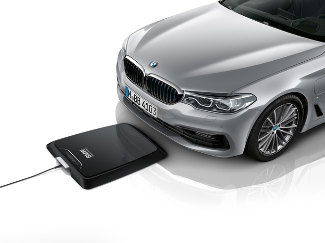 BMW 530e draadloos laden