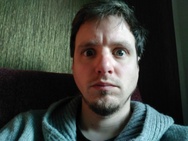Samplefoto's budget-Androids selfies