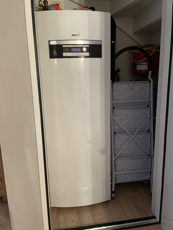 Afbeeldingslocatie: https://tweakers.net/i/V--fdVqX2sqb_CzGEAOwryV4oh0=/x800/filters:strip_icc():strip_exif()/f/image/L8Gq5wJ14hvs7OsqaR78bNhB.jpg?f=fotoalbum_large