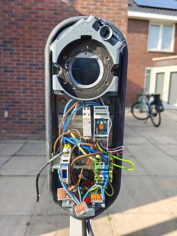 Afbeeldingslocatie: https://tweakers.net/i/V1KUiIdo_2bdh_uC8hw7L3_xPxI=/x800/filters:strip_icc():strip_exif()/f/image/yB955rAdWA86t5jUQ2leqwX6.jpg?f=fotoalbum_large