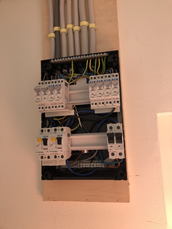 Afbeeldingslocatie: https://tweakers.net/i/V1_s20ljeG1uTyQWhpbjthO3DTk=/x800/filters:strip_icc():strip_exif()/f/image/ncy5RUcypL1ZsvLEapkDRcLI.jpg?f=fotoalbum_large