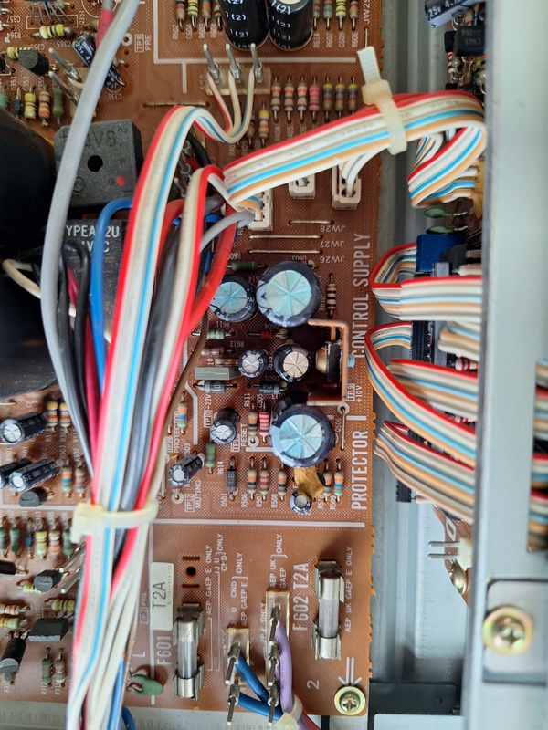 Afbeeldingslocatie: https://tweakers.net/i/V2l_EoLyevivhmYfbXqBrHl7vJE=/x800/filters:strip_icc():strip_exif()/f/image/UQDxkjuoZeyGcmQVVszTbynC.jpg?f=fotoalbum_large
