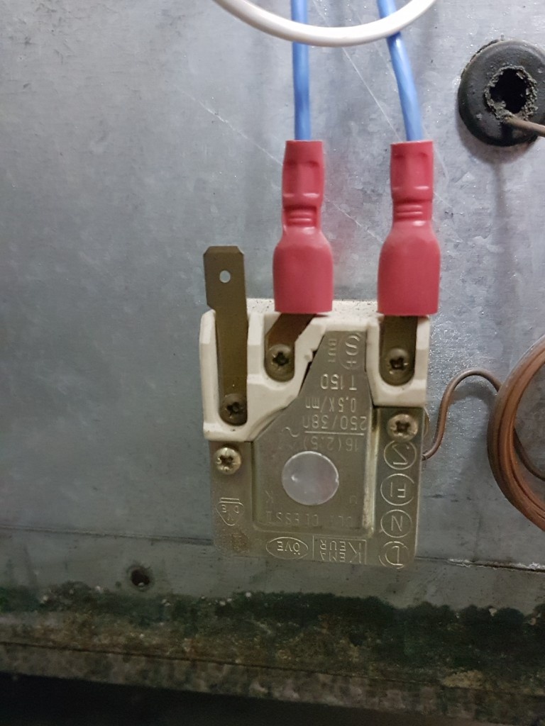 Afbeeldingslocatie: https://tweakers.net/i/VD44nk_PwNz_wMdzP58nHztN9S8=/f/image/kSPfA6dJs2w3o2lAmEhQlIkH.jpg