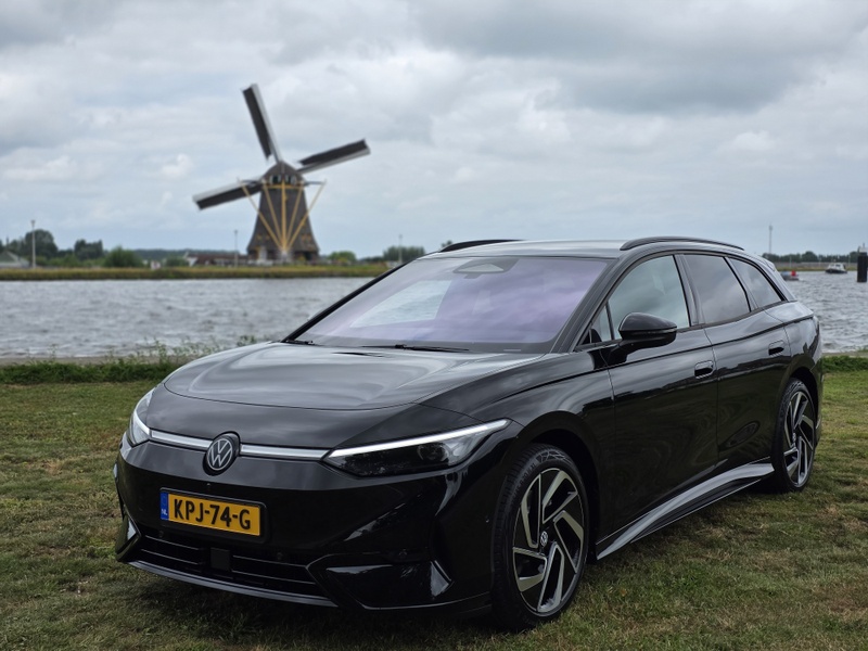 Afbeeldingslocatie: https://tweakers.net/i/VM7Nj1HiJ1A8R7_V0xQN4zfa8Zg=/800x/filters:strip_icc():strip_exif()/f/image/VFfUKVTeQkXethcXGyFsUxkS.jpg?f=fotoalbum_large