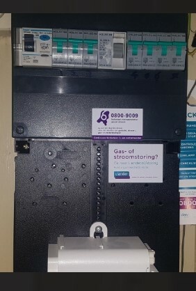 Afbeeldingslocatie: https://tweakers.net/i/VQKQ4cnUxv_n2MtaHaDF3dHr1Vg=/full-fit-in/4920x3264/filters:max_bytes(3145728):no_upscale():strip_icc():fill(white):strip_exif()/f/image/Er4CQQ5M3gPPv8RxSmLMqRoo.jpg?f=user_large