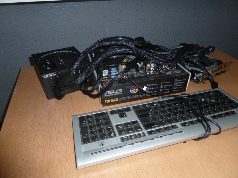 Afbeeldingslocatie: https://tweakers.net/i/VWvehkZvcVLfi4N-Cs3vDp2pxr4=/800x/filters:strip_icc():strip_exif()/f/image/t3tPdcvyAG89IUQjeZU8Kext.jpg?f=fotoalbum_large