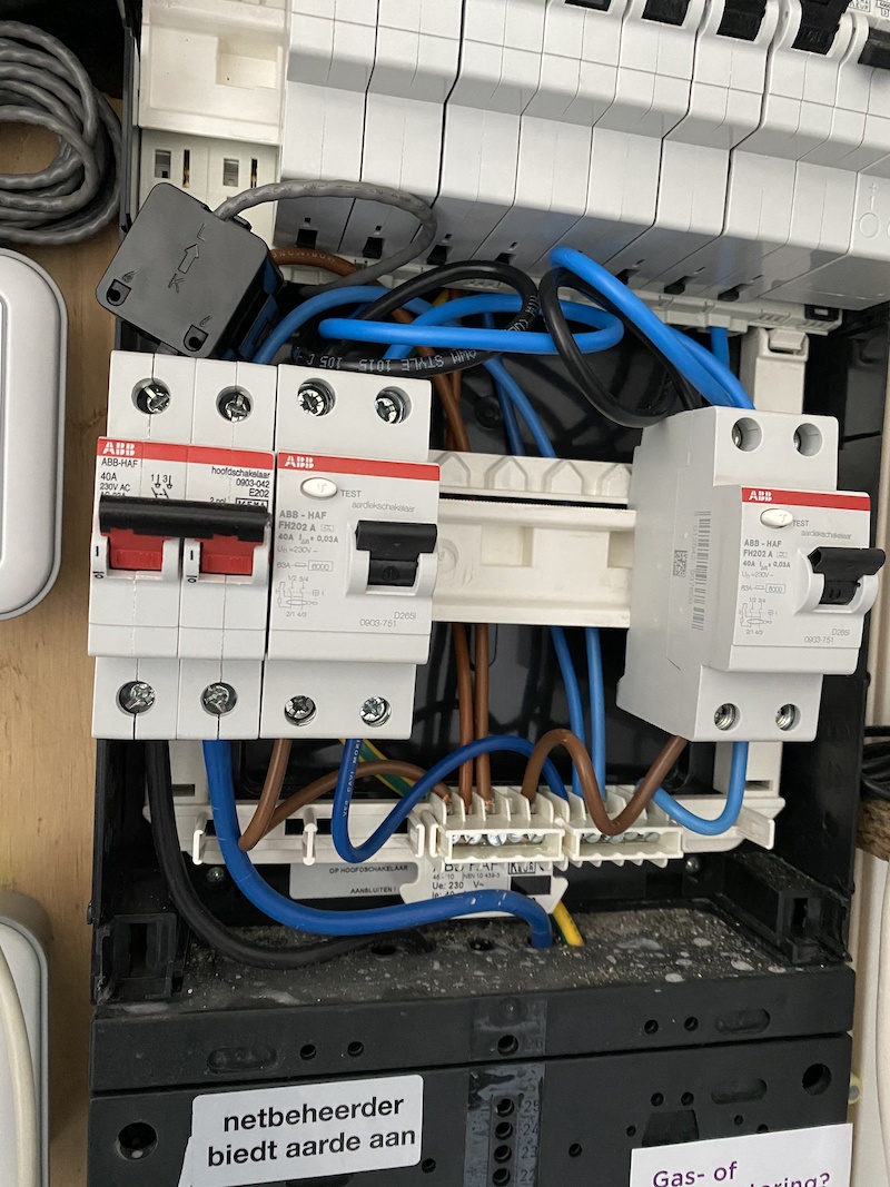 Afbeeldingslocatie: https://tweakers.net/i/VZ8-8d6_9VuUQpKrjGfkx7lrFMU=/full-fit-in/4920x3264/filters:max_bytes(3145728):no_upscale():strip_icc():fill(white):strip_exif()/f/image/RWM1JRNE2RJUDwgHYsbNGEMF.jpg?f=user_large