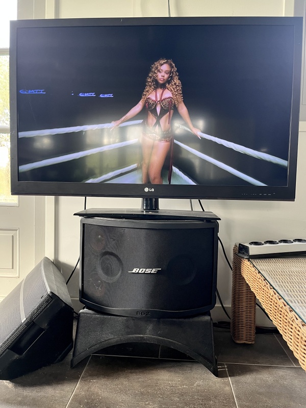 Afbeeldingslocatie: https://tweakers.net/i/VZZBRzEo6wn6gOF4Wxb6sLmJ6a8=/x800/filters:strip_icc():strip_exif()/f/image/Z7lKcNfVYs5RrM6USimxEo7A.jpg?f=fotoalbum_large