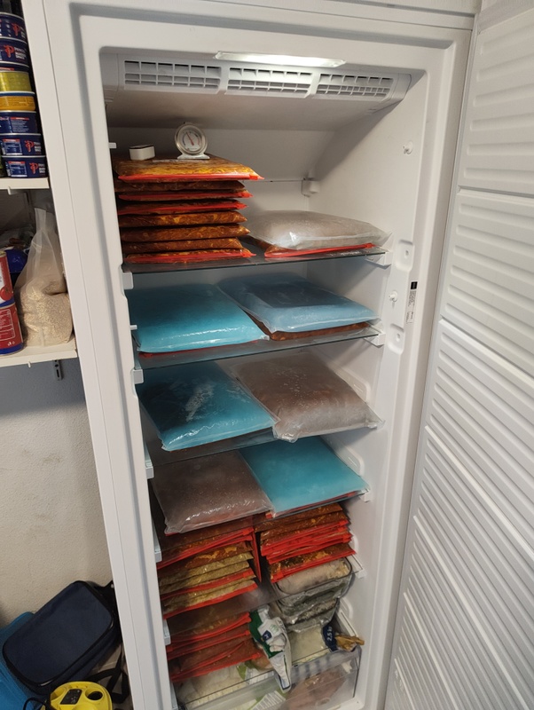 Afbeeldingslocatie: https://tweakers.net/i/VdbB70bdf-ARSpx4ml_pnOy4XtM=/x800/filters:strip_icc():strip_exif()/f/image/7wbigJgSgDP5OwtQv6MezbR5.jpg?f=fotoalbum_large