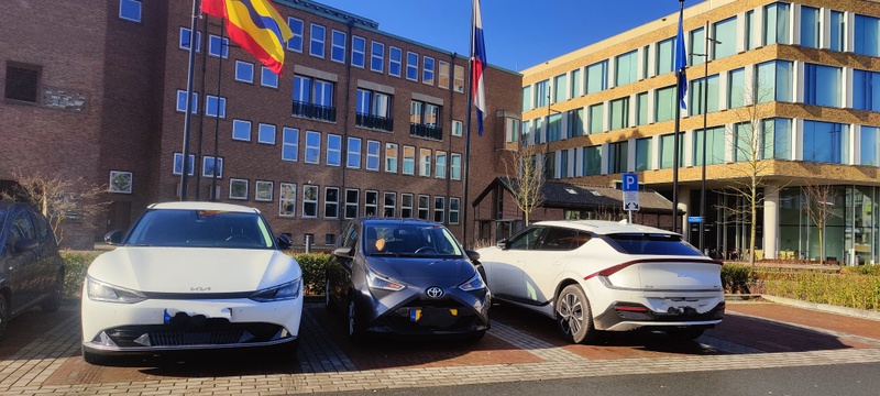 Afbeeldingslocatie: https://tweakers.net/i/Vds58cnmsfwA_mHbjze3vnGGXqs=/800x/filters:strip_icc():strip_exif()/f/image/21XhIGxq3HPC2B8qa3lkXkpB.jpg?f=fotoalbum_large