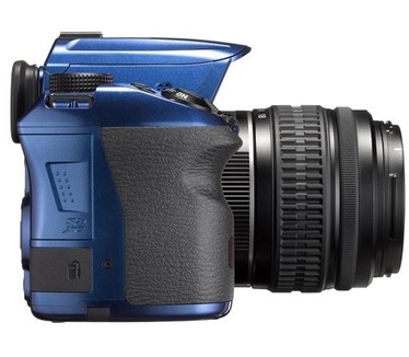 Pentax K-30 + 18-55mm f/3.5-5.6 Blauw