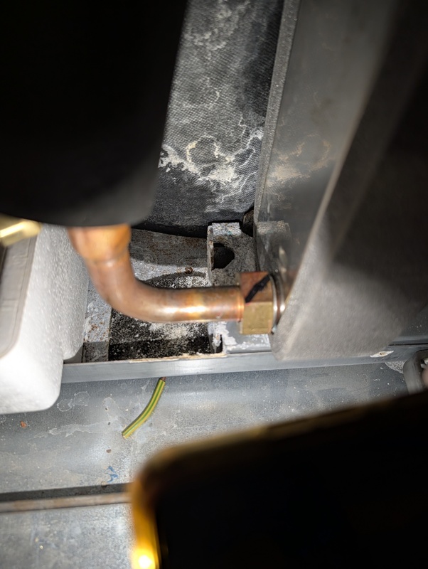 Afbeeldingslocatie: https://tweakers.net/i/VjctesKBHqbmjeY1LRUrhimQBmM=/x800/filters:strip_icc():strip_exif()/f/image/pd6Nq4hjk1cVYTuSQvAXarVc.jpg?f=fotoalbum_large