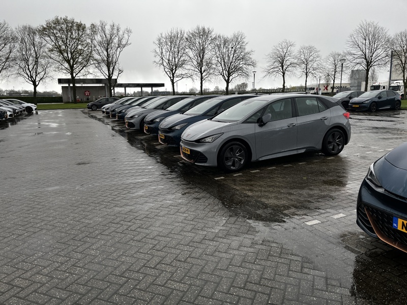 Afbeeldingslocatie: https://tweakers.net/i/Vl03Lww3axbv6Uej0EpaEfeB9Vw=/800x/filters:strip_icc():strip_exif()/f/image/1mqtDRBStOi4oyleVIt8fQta.jpg?f=fotoalbum_large