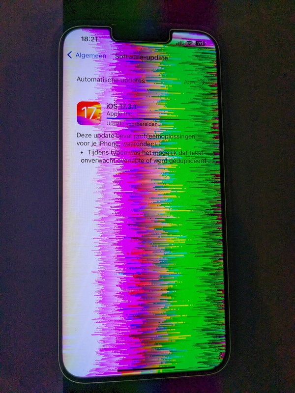 Afbeeldingslocatie: https://tweakers.net/i/VmVQ7PWrEGH-apfN50JaWFyaivc=/x800/filters:strip_icc():strip_exif()/f/image/4ugyU4gBIcHB4M2dK3g9lr9m.jpg?f=fotoalbum_large