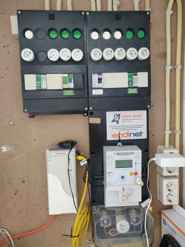 Afbeeldingslocatie: https://tweakers.net/i/Vs1ciQmPyVgF4XNcyv4NBNnFpE0=/x800/filters:strip_icc():strip_exif()/f/image/czKCTIQFGYtH4Tg3j3IyUJms.jpg?f=fotoalbum_large