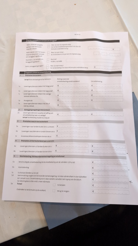 Afbeeldingslocatie: https://tweakers.net/i/VtxC_jpvuuLIOw1KGKkimvv1rJE=/x800/filters:strip_icc():strip_exif()/f/image/sgiV7I4kudYf5hmfggaXHVXj.jpg?f=fotoalbum_large