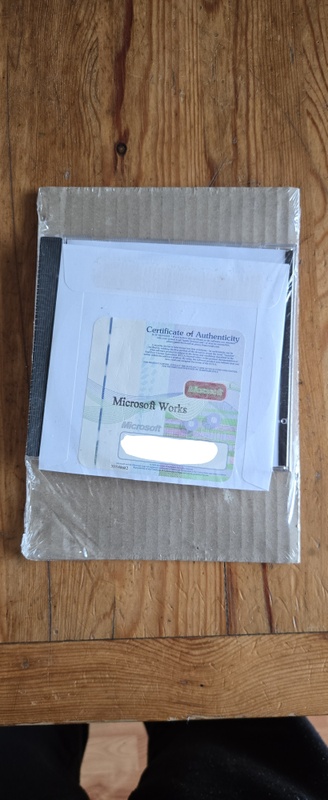 Afbeeldingslocatie: https://tweakers.net/i/VvCNVKryCnKT-0GuXUflODQDcTY=/x800/filters:strip_icc():strip_exif()/f/image/zEsVMcZQsuG1KsE4mdDzhxPc.jpg?f=fotoalbum_large