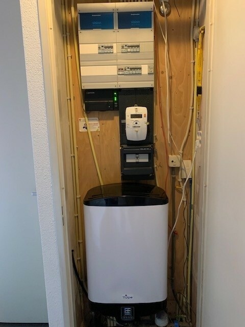 Afbeeldingslocatie: https://tweakers.net/i/VvH3IqhZ-Ie0LxATeBw_Z5nfpgw=/full-fit-in/4920x3264/filters:max_bytes(3145728):no_upscale():strip_icc():fill(white):strip_exif()/f/image/Q4pUkAD7o2hJSWKLuA46lN6x.jpg?f=user_large