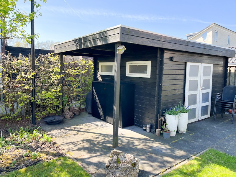 Afbeeldingslocatie: https://tweakers.net/i/VveY5si7J9w1XkKaeeHR-V_wO6E=/full-fit-in/4920x3264/filters:max_bytes(3145728):no_upscale():strip_icc():fill(white):strip_exif()/f/image/e1BiJNkbV1uOVLJpIxZUhNEh.jpg?f=user_large