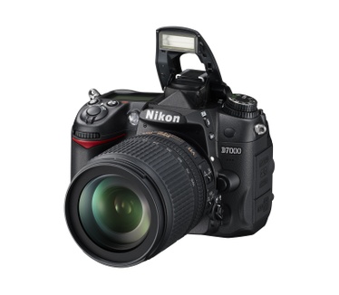Nikon D7000 + AF-S DX NIKKOR 18-105mm G ED VR
