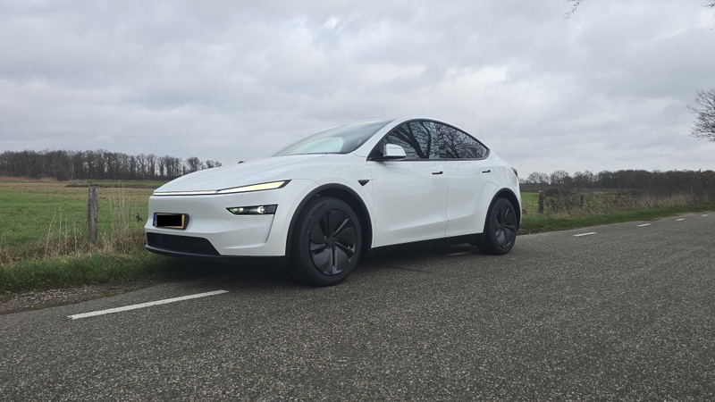 Afbeeldingslocatie: https://tweakers.net/i/VyRI4C8Xf-uqoB5lfLa-OaMvFDg=/800x/filters:strip_icc():strip_exif()/f/image/k6cP8r26sPnh7dhTPjzfMGmD.jpg?f=fotoalbum_large