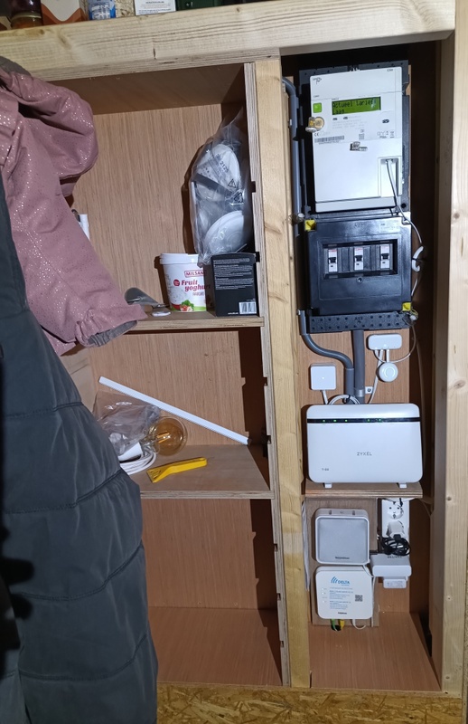 Afbeeldingslocatie: https://tweakers.net/i/W-dvK3JU0jQuMDjg6evXIbSkBpQ=/x800/filters:strip_icc():strip_exif()/f/image/AWiSyXlR0iDabvHj7Q9jDAKl.jpg?f=fotoalbum_large