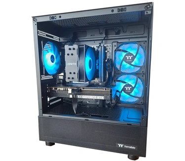 Xenith Essential Artex View Ti - Ryzen 5 7500F - GeForce RTX 5060 Ti 8G - 16 GB DDR5 - 1 TB Kingston ssd