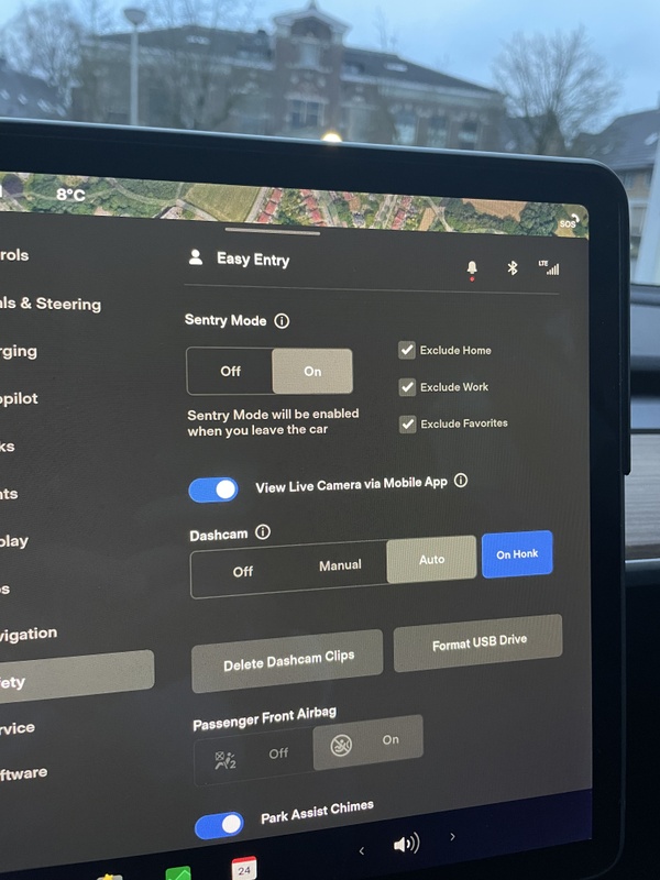 Afbeeldingslocatie: https://tweakers.net/i/W6Rmm5os7RX2TpW5UdeiFcmVQBc=/x800/filters:strip_icc():strip_exif()/f/image/VnYnD9q666n6DMcRp8nyMv9x.jpg?f=fotoalbum_large