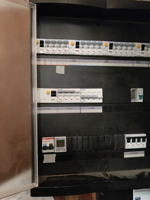 Afbeeldingslocatie: https://tweakers.net/i/W7c92N27CwSe1RReCYpBkruK48s=/x800/filters:strip_icc():strip_exif()/f/image/Fkf5pEGwIUiaW5j4UjJRaWcW.jpg?f=fotoalbum_large
