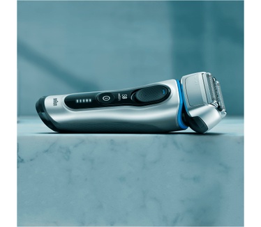 Braun Series 8 8330s Volgende Generatie Elektrisch Scheerapparaat, Stoffen Etui, Zilver
