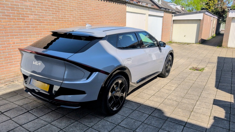 Afbeeldingslocatie: https://tweakers.net/i/W8GOmzA85v7ZqFQSI6obeTPByBc=/800x/filters:strip_icc():strip_exif()/f/image/RPtBTXSVieEAJEWxBGOOvv9W.jpg?f=fotoalbum_large