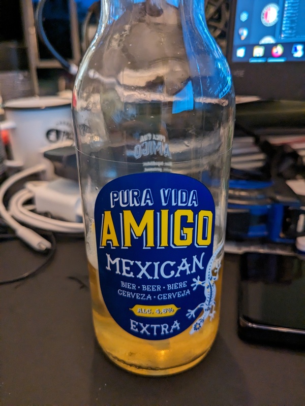 Afbeeldingslocatie: https://tweakers.net/i/WB68uU5cEmYabZlNYiWd2HB1HlQ=/x800/filters:strip_icc():strip_exif()/f/image/dsm18hPqcnu8drDVRz5Twh6J.jpg?f=fotoalbum_large